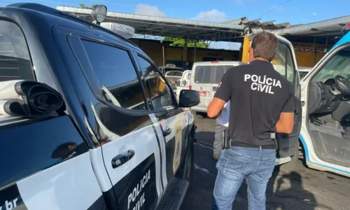  				 					Homem é preso com moto roubada em bairro de Salvador 				 				