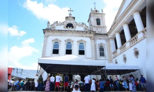 
				
					Homenagem a Santa Luzia: veja fotos da celebração em Salvador
				
				