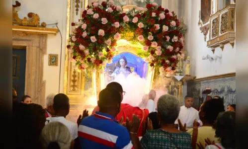 
				
					Homenagem a Santa Luzia: veja fotos da celebração em Salvador
				
				