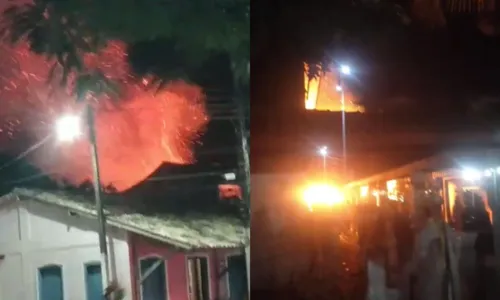  				 					Incêndio de grandes proporções atinge casa no extremo sul da Bahia 				 				