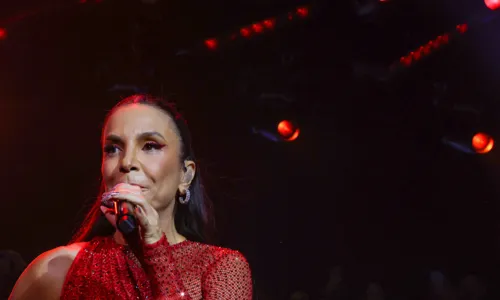 

					Ivete Sangalo segue maratona de carnaval fora da Bahia

				