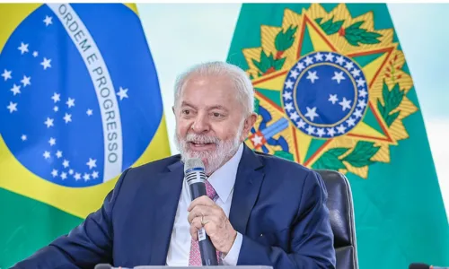 
				
					Lula participa de inauguração e visita universidade no sul da Bahia
				
				
