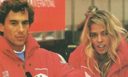 
				
					'Marcou minha vida', diz Galisteu sobre perda de Senna 30 anos atrás
				
				