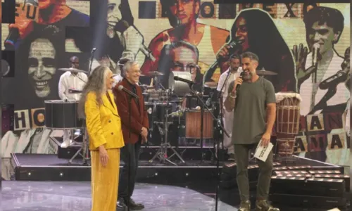 
				
					Maria Bethânia e Caetano Veloso ganham homenagem na TV Globo
				
				