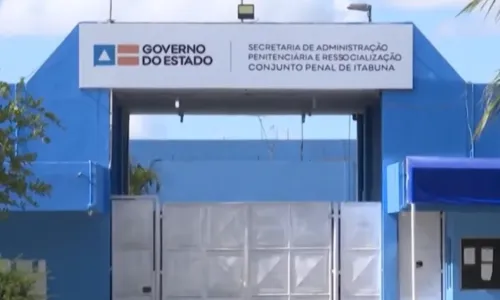 
				
					Médico preso após injúria racial paga fiança de 10 salários e é solto
				
				