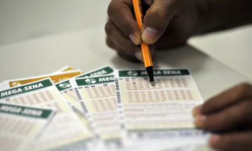  				 					Mega-Sena 2712: bolão de Salvador fatura mais de R$200 mil 				 				