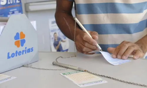  				 					Mega-Sena acumula e prêmio alcança os R$ 43 milhões 				 				