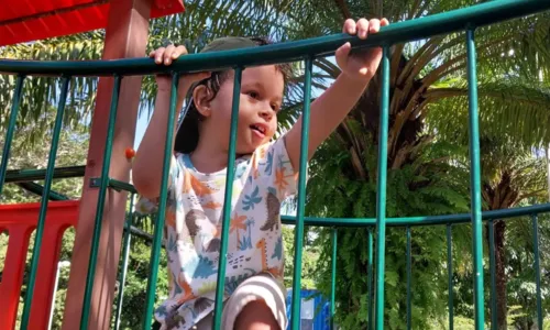 

					Menino superdotado de 3 anos soletra alfabeto russo e surpreende

				