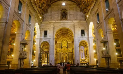 
				
					Missa celebra aniversário da primeira Diocese do Brasil em Salvador
				
				