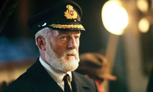 
				
					Morre Bernard Hill, ator de 'Titanic' e 'Senhor dos Anéis'
				
				