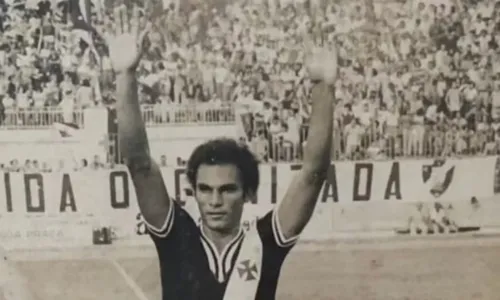 
				
					Morre Paulo Roberto, parceiro de Dinamite em time histórico do Vasco
				
				