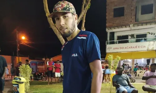 
				
					Motorista por aplicativo é morto e câmera registra crime em Salvador
				
				