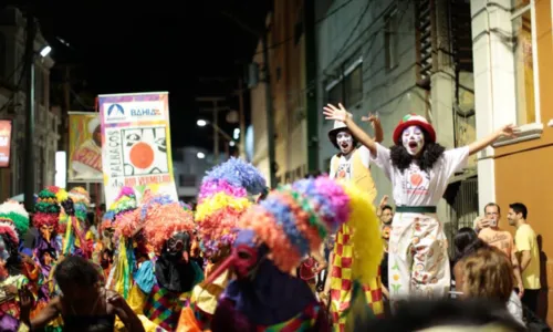 
				
					Movimento 'Palhaços do Rio Vermelho' anuncia data de desfile em 2024
				
				