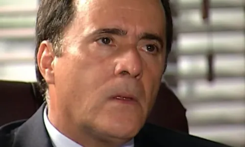  				 					No final de 'Paraíso Tropical', Antenor revela segredo: 'Meu filho' 				 				