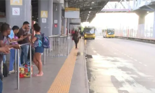  				 					Nova empresa passa a operar linhas metropolitanas nesta quarta 				 				
