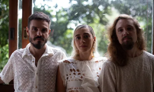 
				
					Novo álbum de Pietá tem parceria com Jota.pê e Roberta Sá
				
				