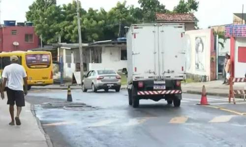 
				
					Ônibus deixam de circular em Valéria após operação policial
				
				