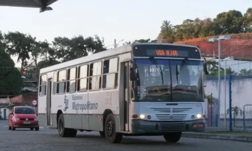 
				
					Ônibus metropolitanos sofrem mudanças para integração com metrô
				
				