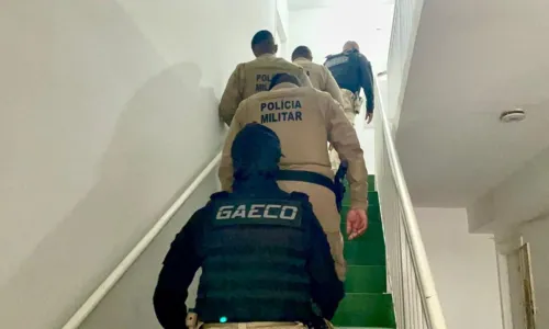  				 					Operação investiga policiais por extorsão e tráfico de drogas na Bahia 				 				