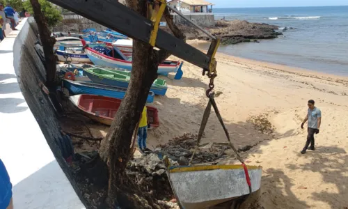 
				
					Operação limpa praias para realização da festa de Iemanjá em Salvador
				
				