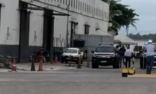 
Passageira de cruzeiro é presa com 47 kg de cocaína em Ilhéus
