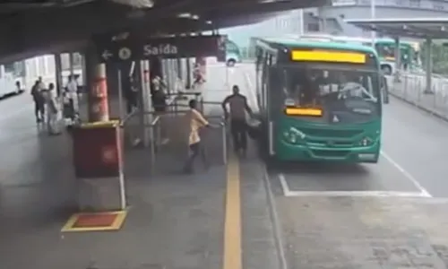  Pol&iacute;cia apura morte de homem ap&oacute;s abordagem de seguran&ccedil;as em Salvador 