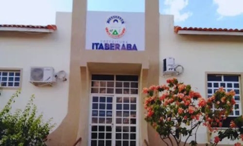 
				
					Prefeitura de Itaberaba abre 206 vagas com salários de até R$ 2,2 mil
				
				