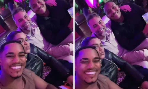 
Preta Gil e o Kanalha posam com Flora e Gil: 'Apaixonada em viver'
