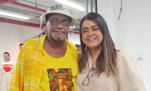 
Preta Gil manda celebrar missa em Salvador após cura do câncer
