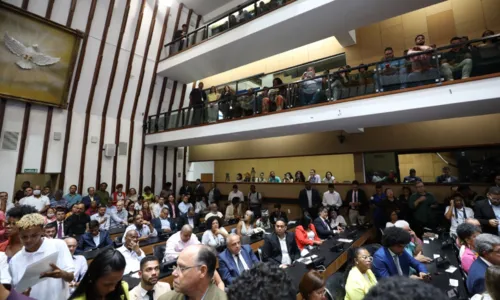 				 					Projeto que institui o programa 'Bahia Pela Paz' é entregue à Alba 				 				