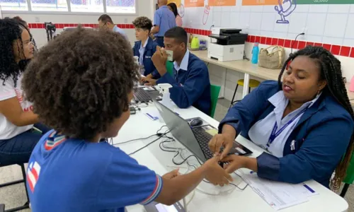 

					SAC Itinerante oferece serviços do TRE nas escolas estaduais

				