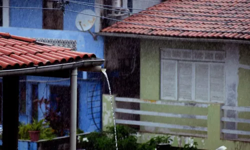
				
					Salvador registra maior volume de chuvas dos últimos 30 anos
				
				