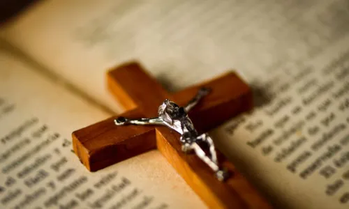  				 					Semana Santa: saiba como diferentes religiões encaram o período 				 				