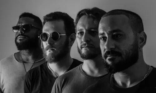 
				
					Semivelhos lança disco após hiato de 5 anos da banda
				
				