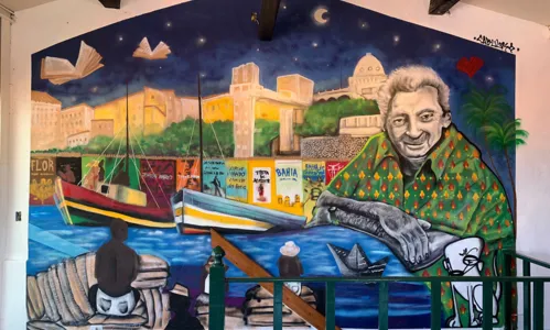  				 					Spray Cabuloso muda cenário urbano com pinturas que exaltam o negro 				 				