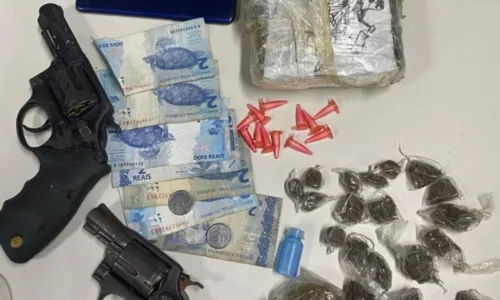  				 					Suspeitos morrem em confronto com a polícia em bairro de Salvador 				 				
