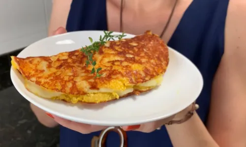 

					Tapioca de cuscuz na frigideira com 2 ingredientes: aprenda a fazer

				