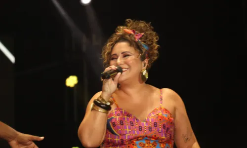 
				
					Thiaguinho e Maria Rita presenteiam público baiano com show inédito
				
				