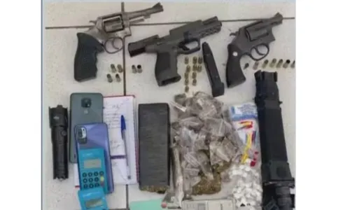  Tr&ecirc;s pessoas morrem em confronto com a pol&iacute;cia em Porto Seguro 