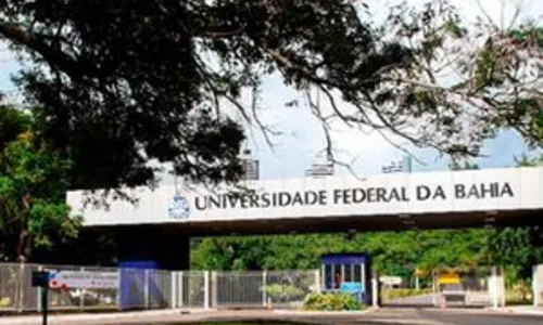 
				
					UFBA anuncia corte de R$ 13 milhões no orçamento de 2024
				
				