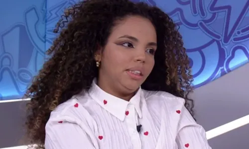  				 					VÍDEO: Pitel descobre término do casamento de Lucas Henrique 				 				