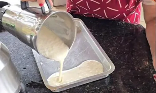
				
					Viral na internet: veja como fazer o biscoito de polvilho gigante
				
				