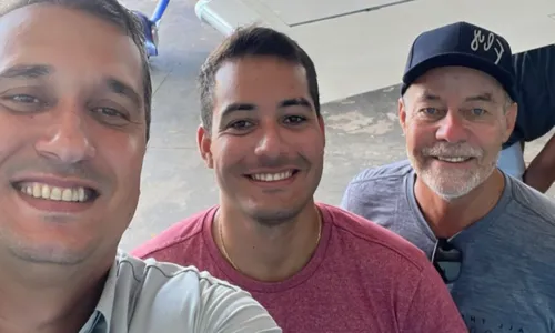 Vítimas de queda de avião na Bahia posaram juntas antes do acidente 