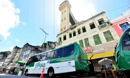 
				
					'Viva Salvador' terá esquema especial de transporte com ônibus e BRT
				
				