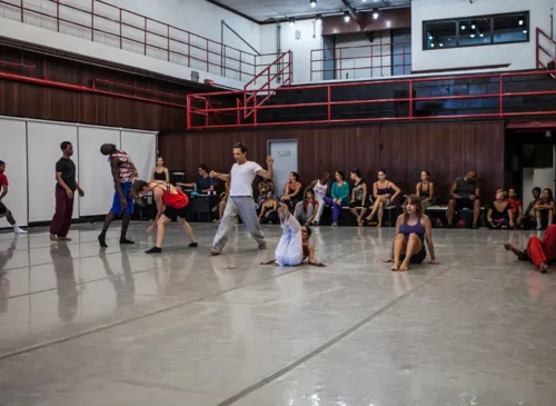 Balé Teatro Castro Alves oferece aulas gratuitas no TCA