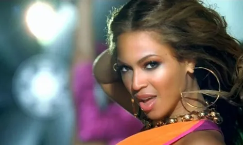 
				
					'Crazy in Love' faz 21 anos; entenda importância da faixa para Beyoncé
				
				