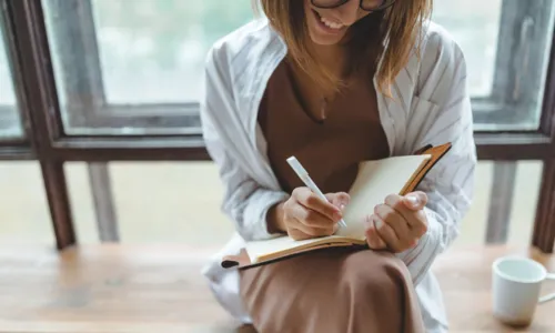 
				
					A importância da comunicação escrita no dia a dia do trabalho
				
				