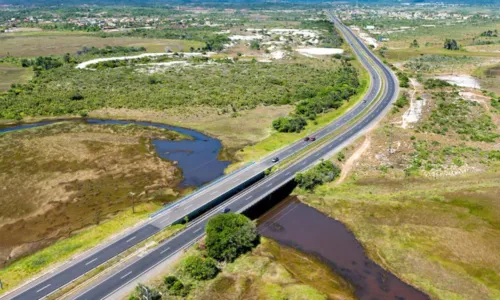 
				
					Agerba autoriza reajuste nas tarifas de pedágio da BA-099
				
				