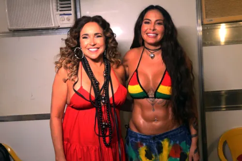 
				
					Alinne Rosa, Daniela Mercury e Jacaré marcam presença no Olodum; FOTOS
				
				