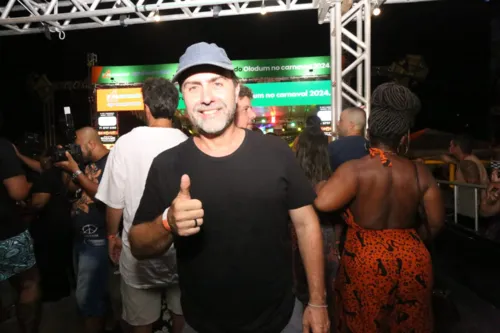 
				
					Alinne Rosa, Daniela Mercury e Jacaré marcam presença no Olodum; FOTOS
				
				